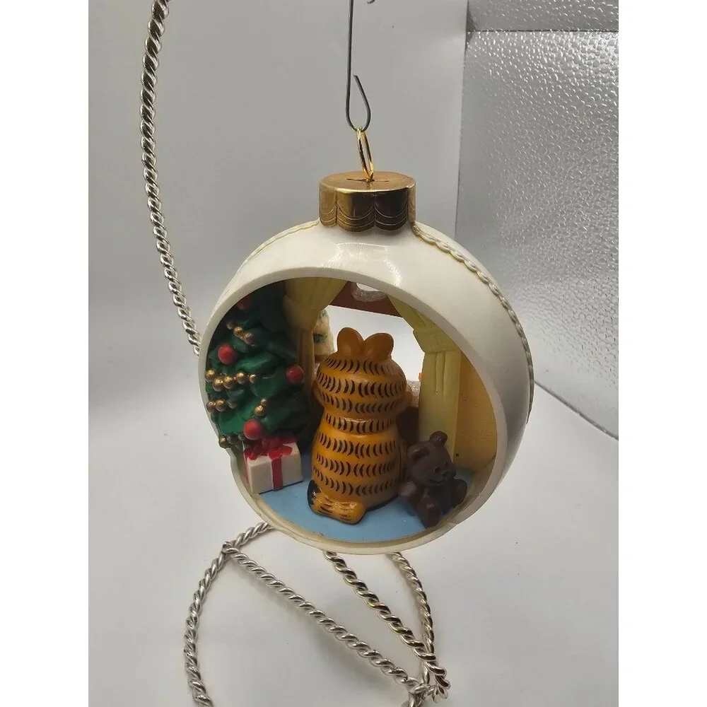 1978 Enesco Garfield 